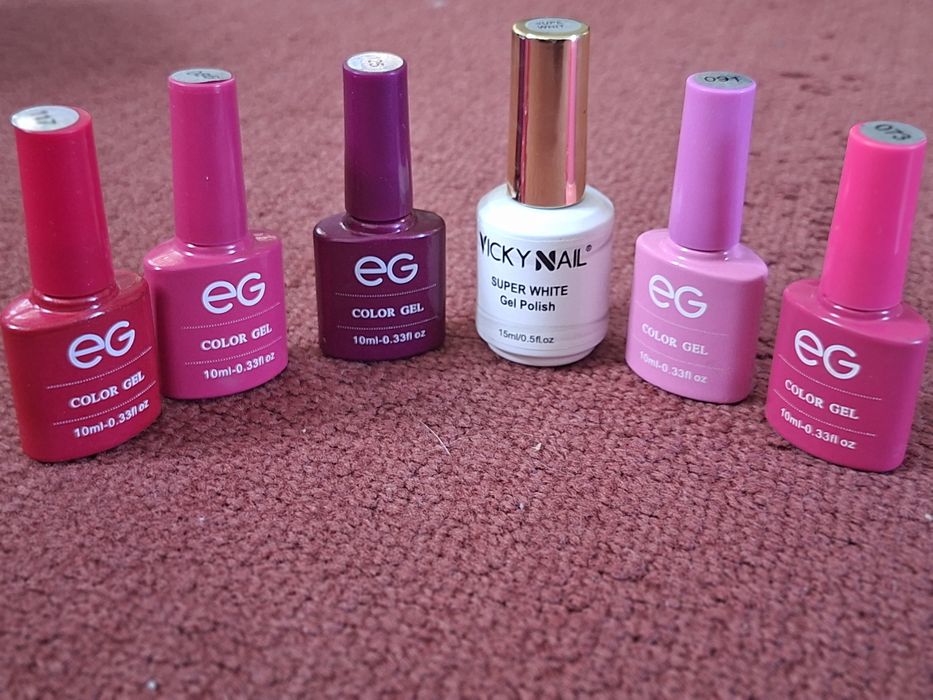 Продам  лаки для ногтей