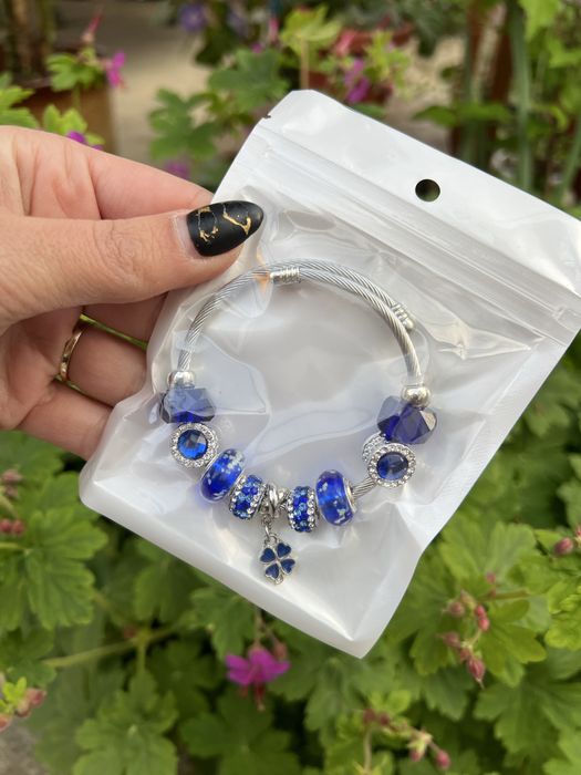 Гривна с твърда верижка