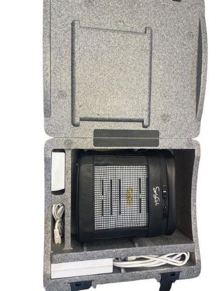 Concentrator de Oxigen Portabil Lovego SG02L – Ecran Tactil, Pachet Complet (Autonomie + Auto), Stare Ca Nouă