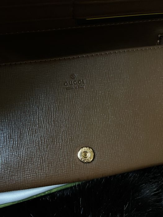 Чантаа   gucci.