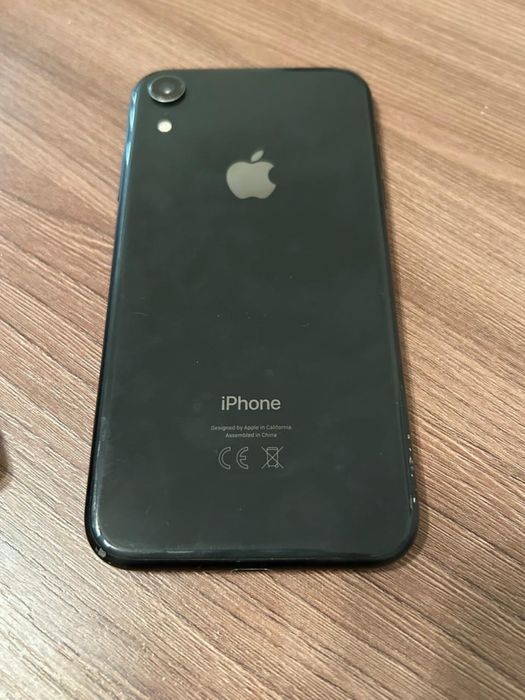 Продам iphone XR 256г