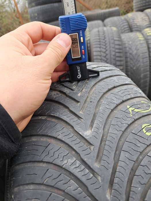 Anvelope de iarna 205-60r16 Michelin