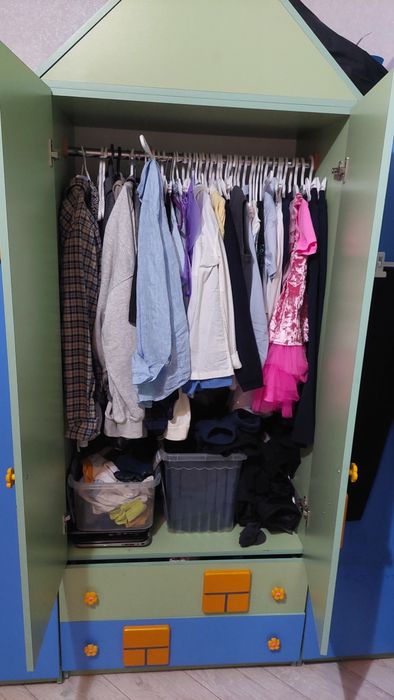 Продам шкаф детский