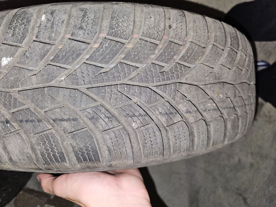 Зимни гуми с джанти  195/65/15