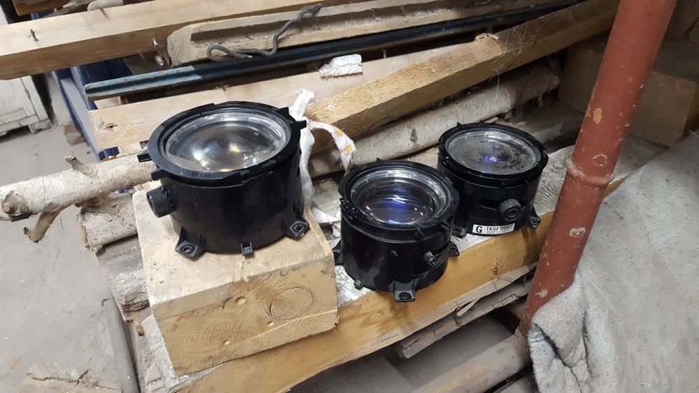 продам линзы для поделок