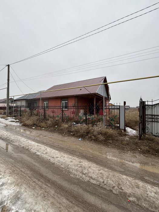 Продам дом кирпичный