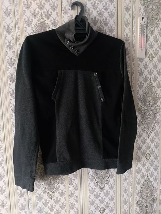 Продам Кофты на мальчиков