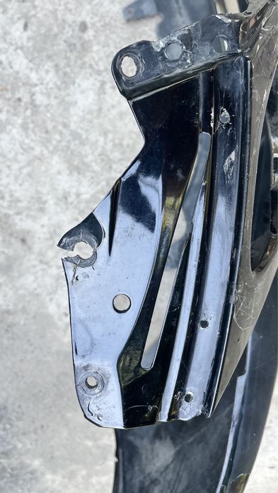 Бампер передний Lexus gs