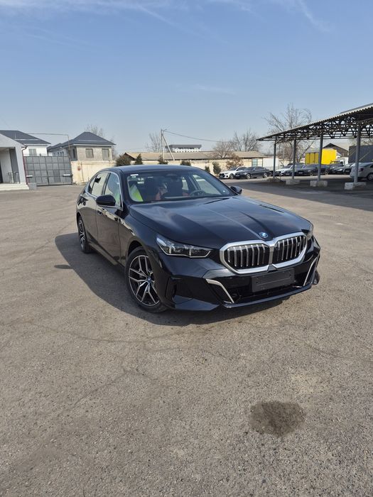 Bmw i5 40L  2025