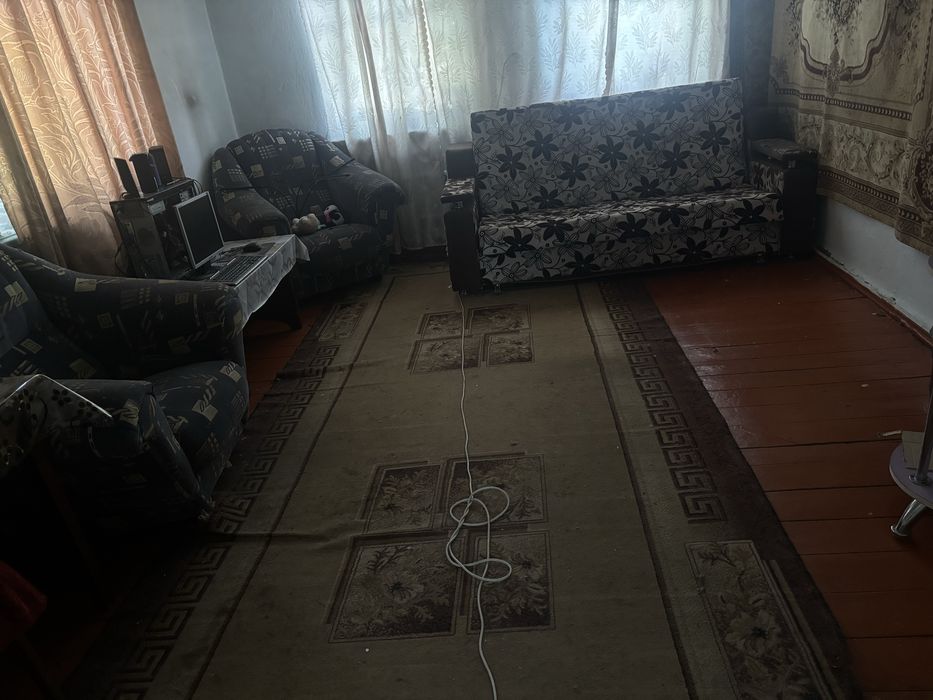 Продаю дом под снос в виде участка