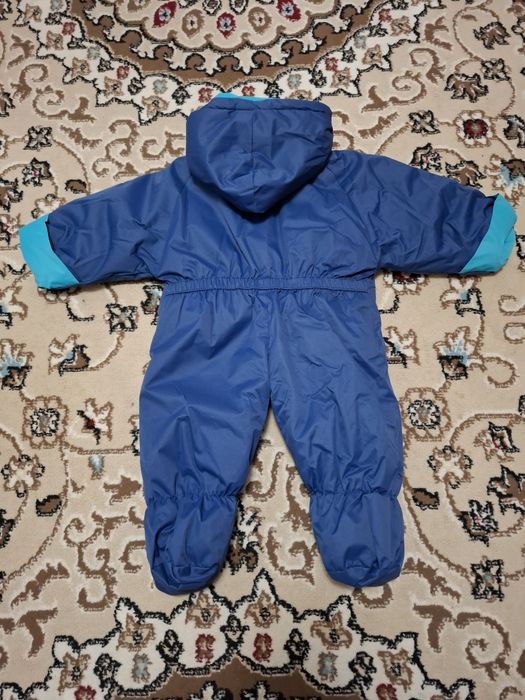 Продам детский теплый комбинезон