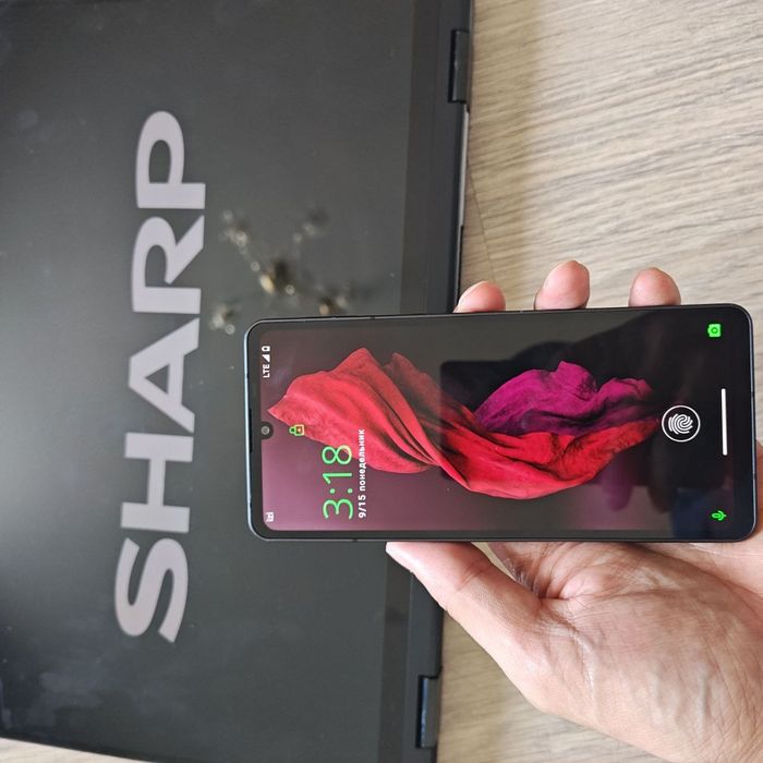 Японск смартфон SHARP Aquos Sense6. 5G, 2sim, IGZO OLED — Цельнометалл