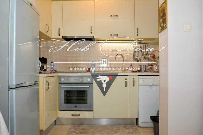 Продава се Четиристаен апартамент в Варна, ВИНС - 147 кв.м за 2035 €/кв.м - Снимка #3