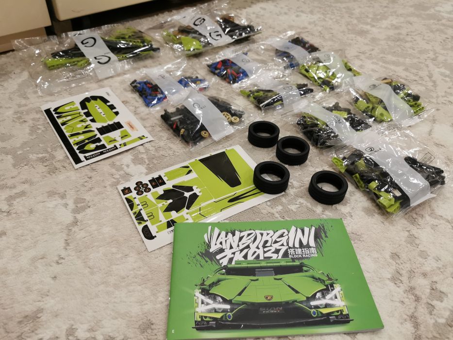 Продам Лего Ламборгини новое Lego