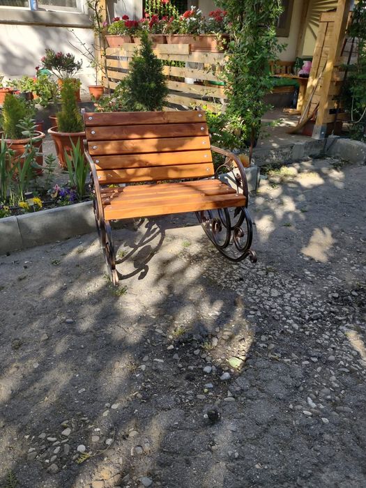 Balansoar  fier forjat cu lemn masiv