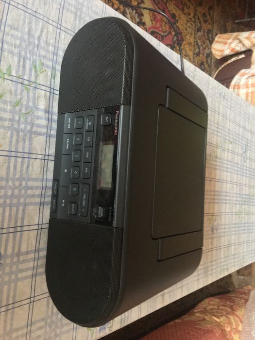 Panasonic RX-D550 с-ма - 20 W Радио, CD, Bluetooth, USB, като Нов