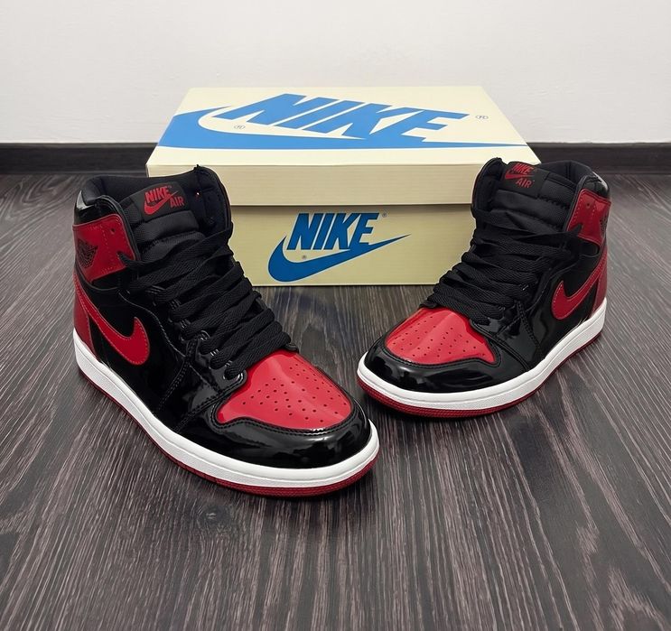 Adidasi Jordan 1 High Patent Bred