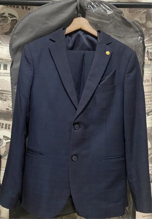 Смокинг тройка и костюм тройка