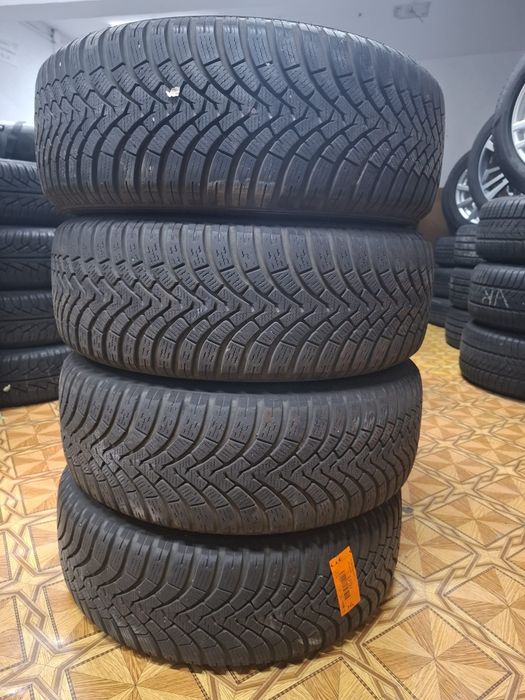 Set 4 anvelope iarna 215 60 16 falken  dot 2019