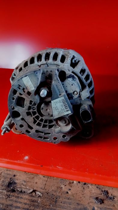 Алтернатор Vw Caddy 1.9 tdi