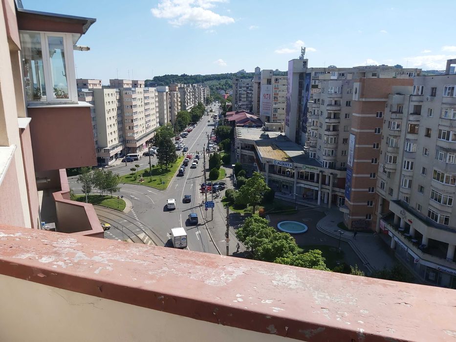 P.F.vinde AVANTAJOS apartament 2 camere,Manastur,44MP,zona Mc Donald's