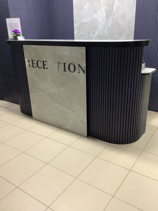 Действующая многопрофильная частная клиника. Первая линия.  Новза.