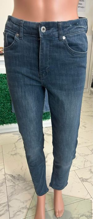 Дрехи втора употреба