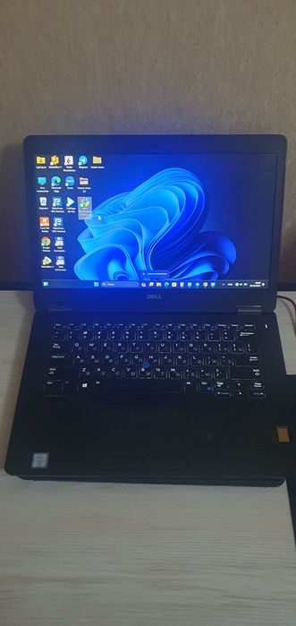 DELL Notebook sotiladi