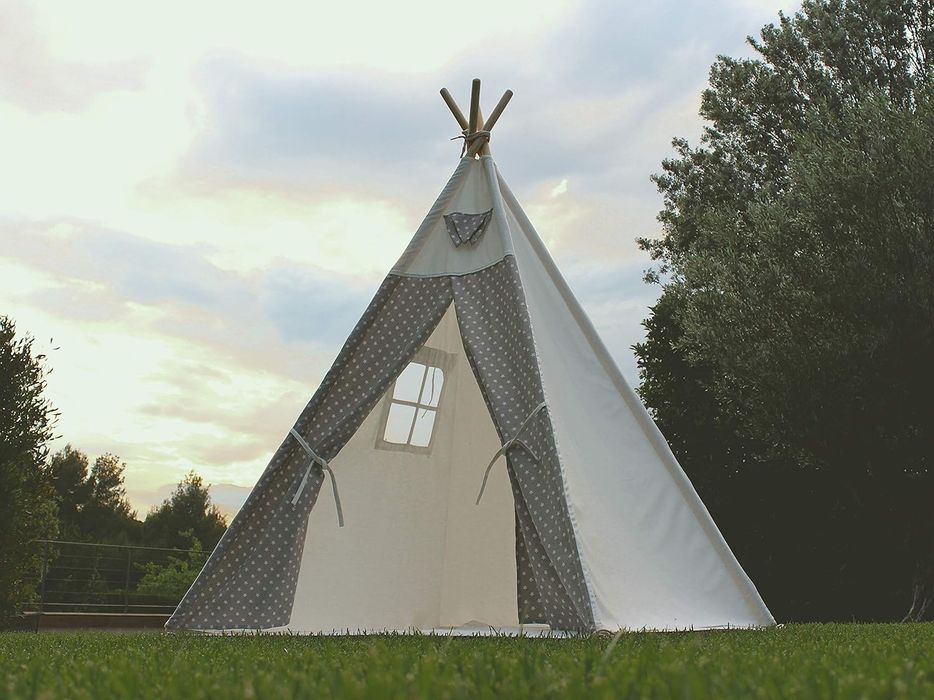 Детска палатка за двор, стая, плаж и др. Чисто нови!