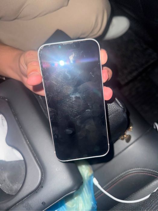 Iphone 13 ozii bor