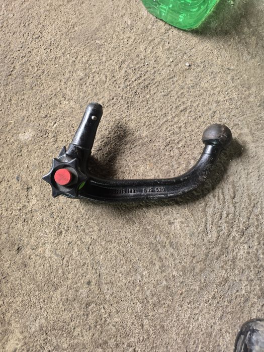 Сваляема глава за теглич westfalia . Подходяща за мерцедес .