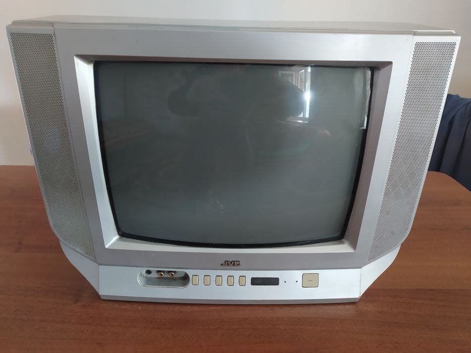 Продам телевизор