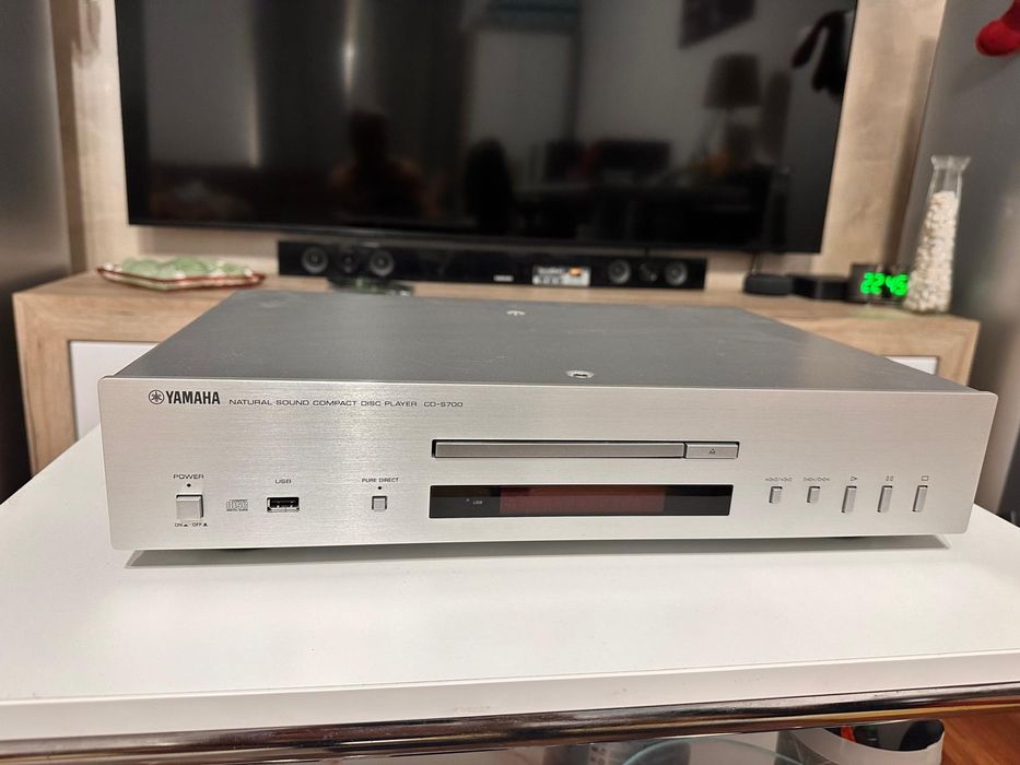Yamaha CD-S700 Silver – CD Player Hi-Fi Premium + Telecomandă