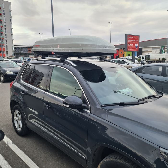 Bare Thule si cutie potbagaj Kamei