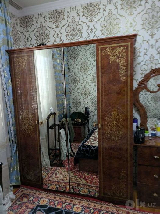 Спальный гарнитур