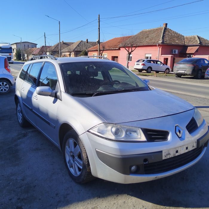 Aripa dreapta Renault Megane 2 an 2002-2008