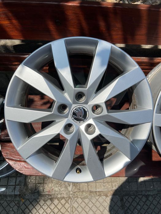 Джанти 17 5х112 Шкода Djanti 17 5x112 Skoda Originalni