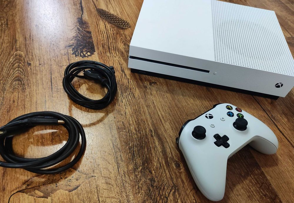 Xbox One S – Recondiționat Profesional (Pastă Nouă + Curățare)