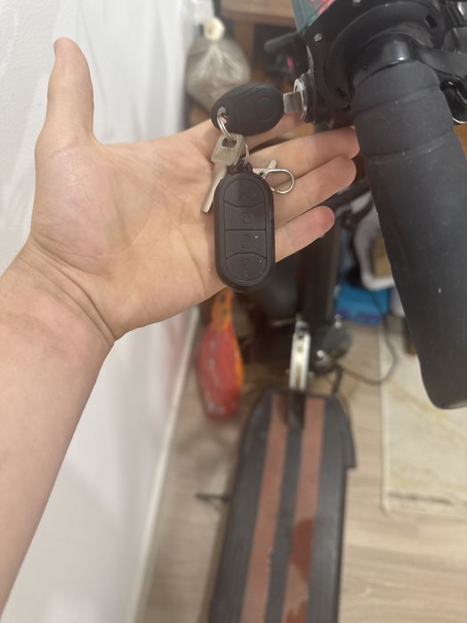 Прадается сомакат хуго  М4