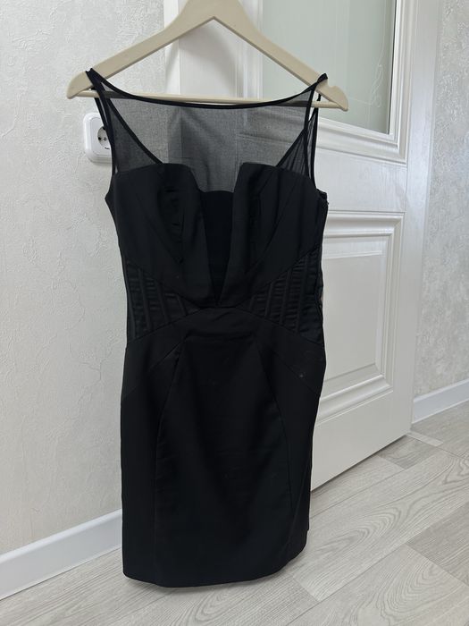 Продаются платья в хорошем состоянии