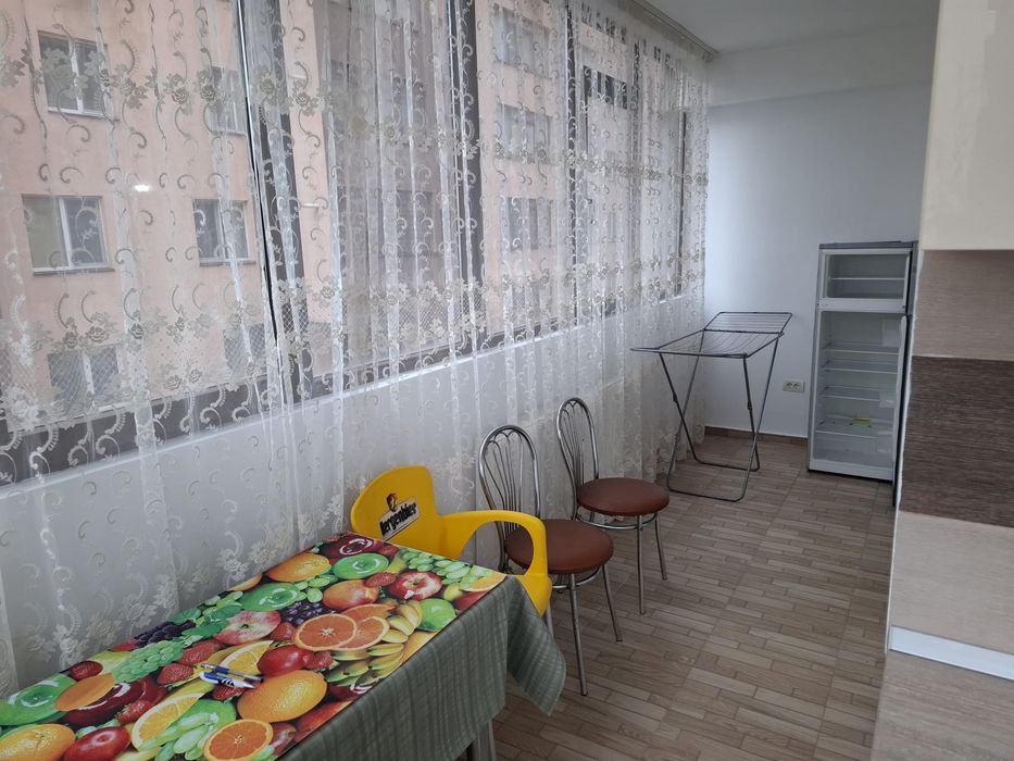 Ap 3 camere de inchiriat