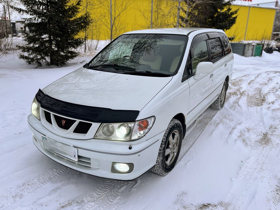 Продам автомобиль Ниссан Пресаж