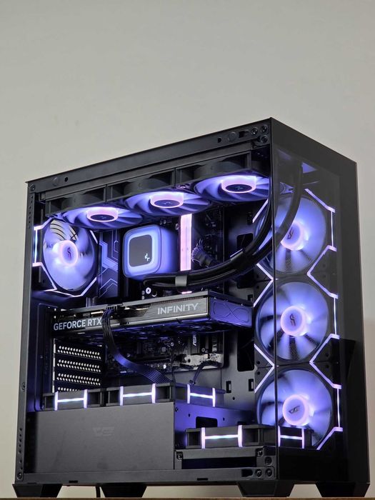 Геймърски компютър - Нов ( Ryzen 7 7700 | RТX 5070 | DDR5 RAM | SSD NVMe )