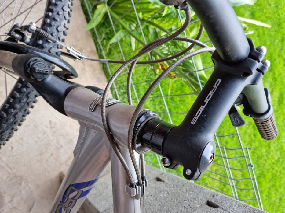 Vând bicicleta mountain bike