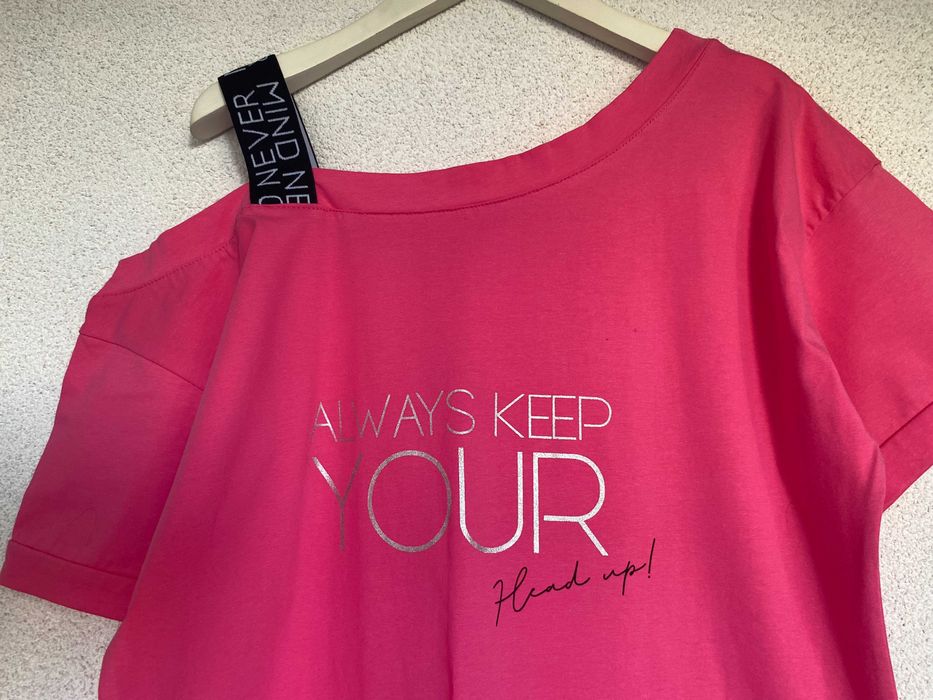 Rochie de vara roz, umar gol cu bareta, S/M, nou