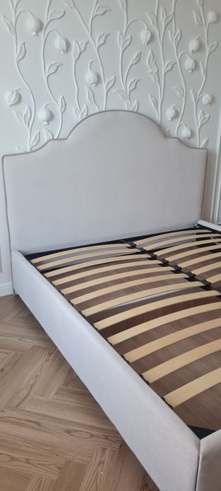 Кровать двуспальная 180*200