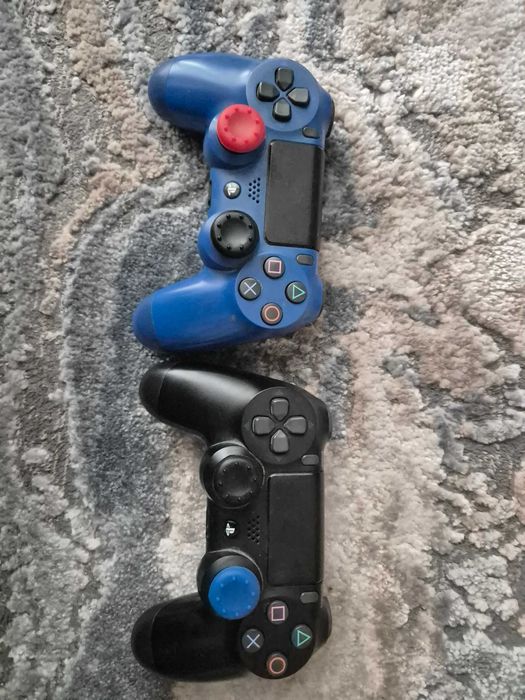 PS4 Slim + 2 контролера + 5 игри (GTA V, RDR2, FIFA 22) Отлично състояние