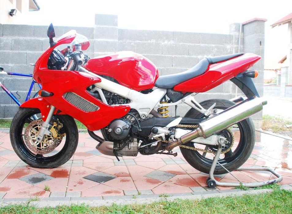 Monopost janta scarite Honda VTR1000 Firestorm