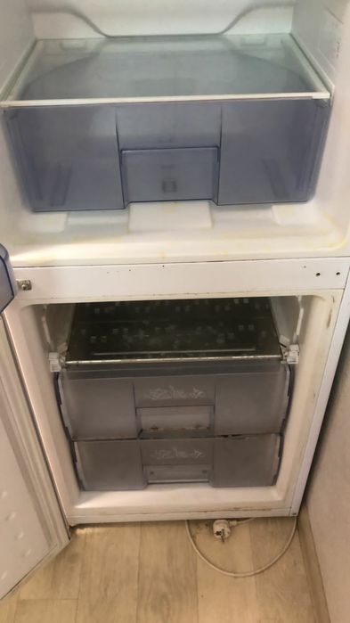 Продам холодильник