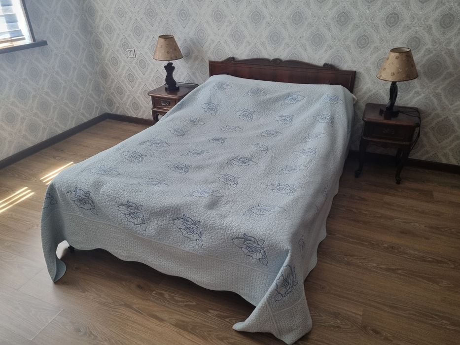 Продается Румынская спальная антикварият